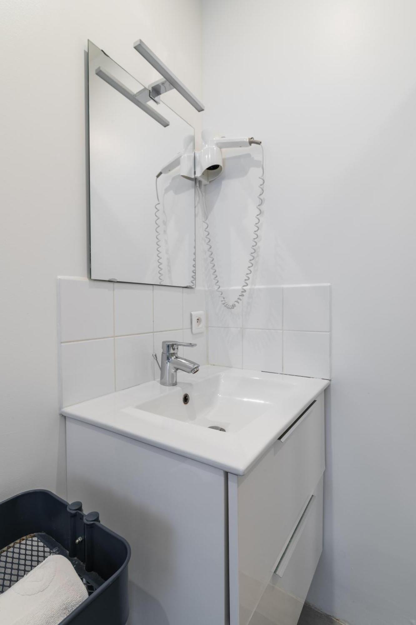 Charmant Appartement Calme Place Du Trocadero - 4P - Flat-Guest Paris Exterior foto